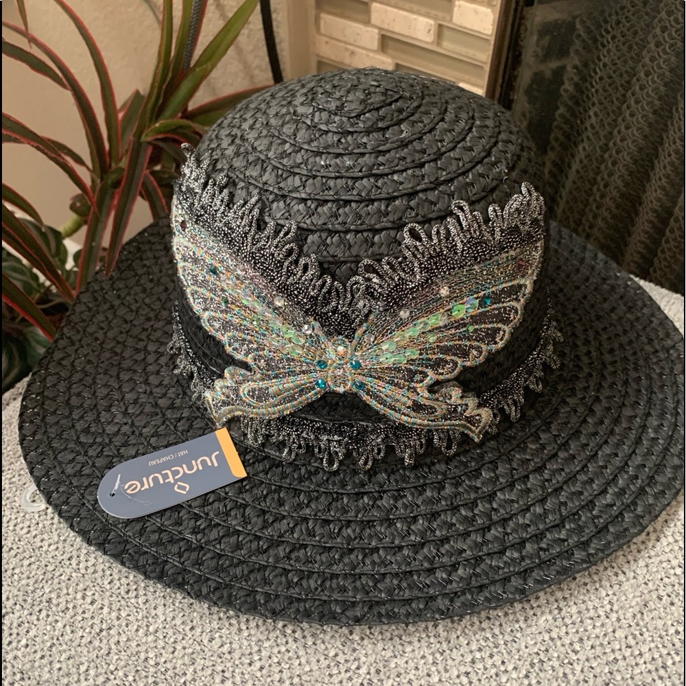Black summer hat